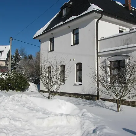 Reiterhof & Lienemann بيت ضيافة 3*